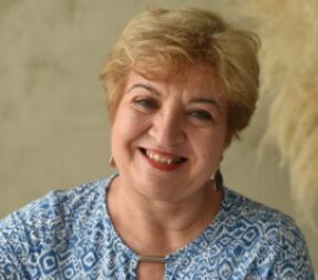 Fézler Gáborné profilképe